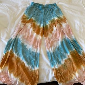 Wide leg- tie die Young Fablous and Broke Pants